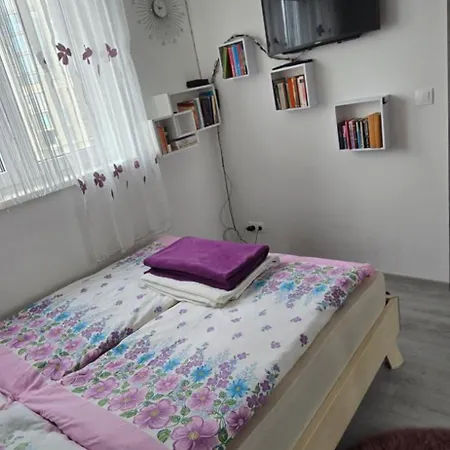 útulný Tichý * Bratislava